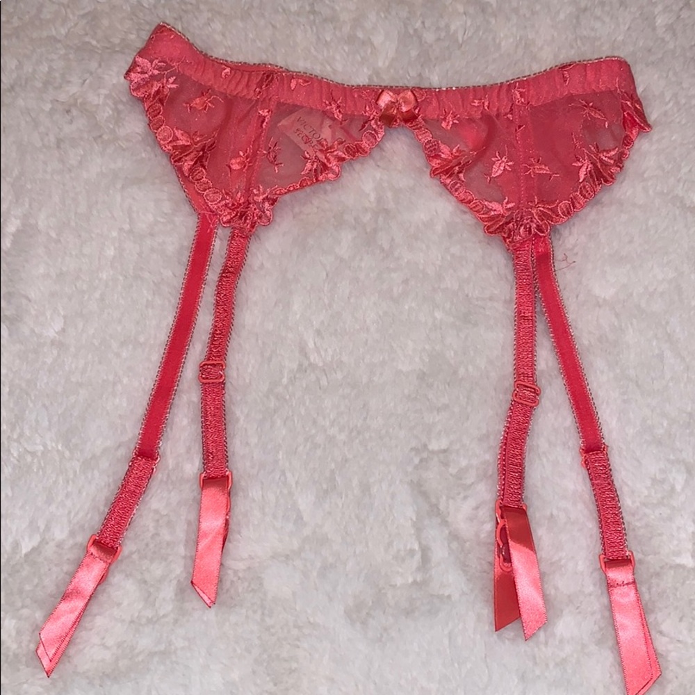 Coral pink Victoria’s Secret lacy garter